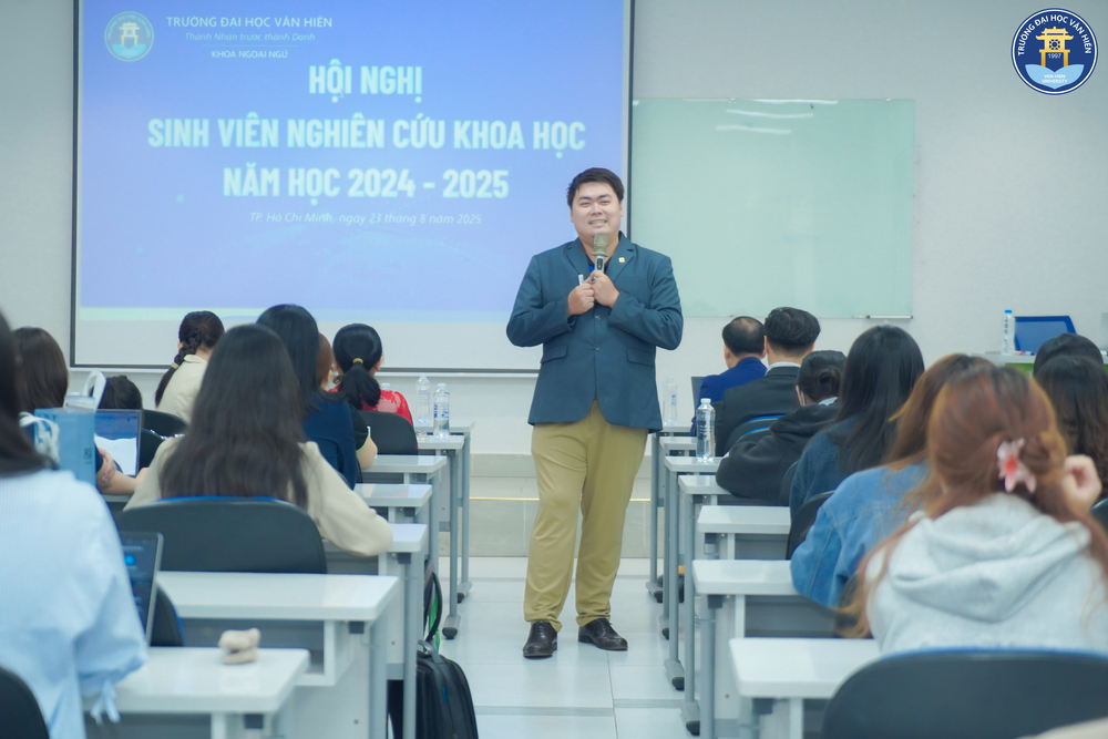 Hội nghị báo cáo kết quả nghiên cứu khoa học sinh viên Khoa Ngoại Ngữ: Diễn đàn học thuật thúc đẩy hội nhập quốc tế