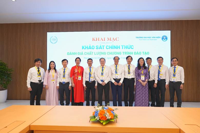 Khai mạc khảo sát chính thức phục vụ đánh giá ngoài chương trình đào tạo tại Trường Đại học Văn Hiến – Đợt 2 năm 2026